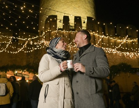 Weihnachtsmarkt an der Burgkirche, © Angelika Stehle