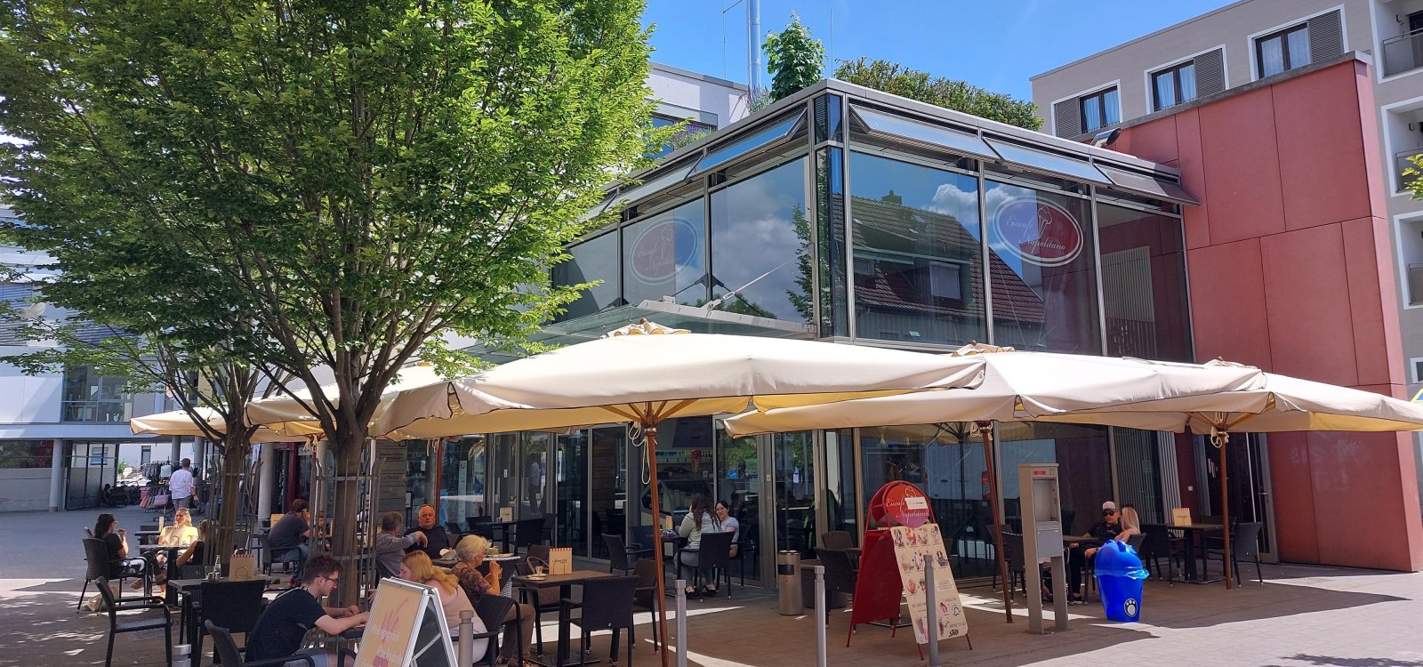 Eiscaf&eacute; Napolitano, &copy; Tanja Espenschied
