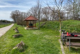Rastplatz an der Weinkelter &copy; Katja Zentel