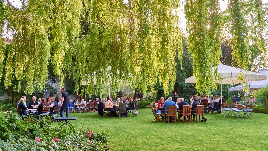 Weingut Geil_Garten, &copy; Weingut Geil