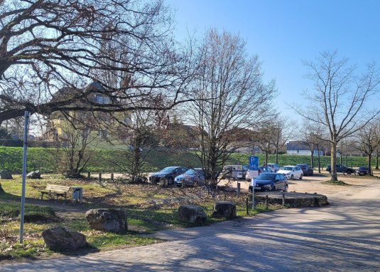 Parkplatz Frei-Weinheim Mole &copy; Stadt Ingelheim/uz