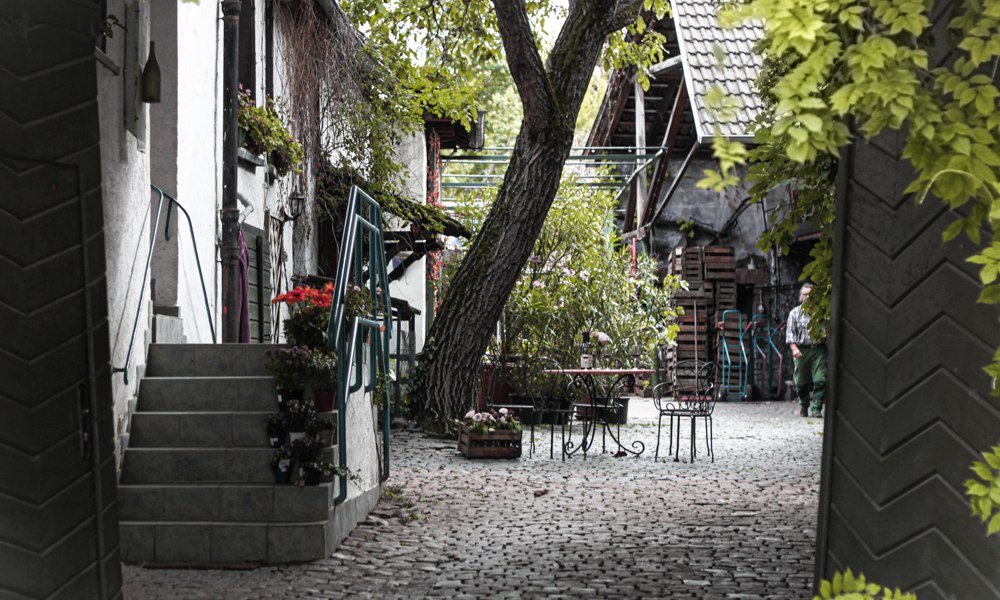 hoef14, &copy; Weingut Huf