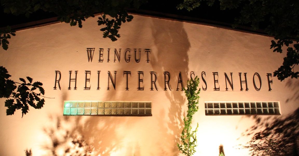 Jans_Fassade, &copy; Weingut Rheinterrassenhof - Jan&szlig;
