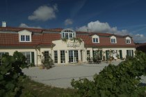 Weingut Baumann_Geb&auml;ude 2, &copy; Weingut Baumann