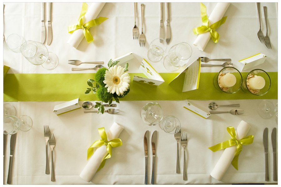 Table_Domhof, &copy; Weingut Domhof