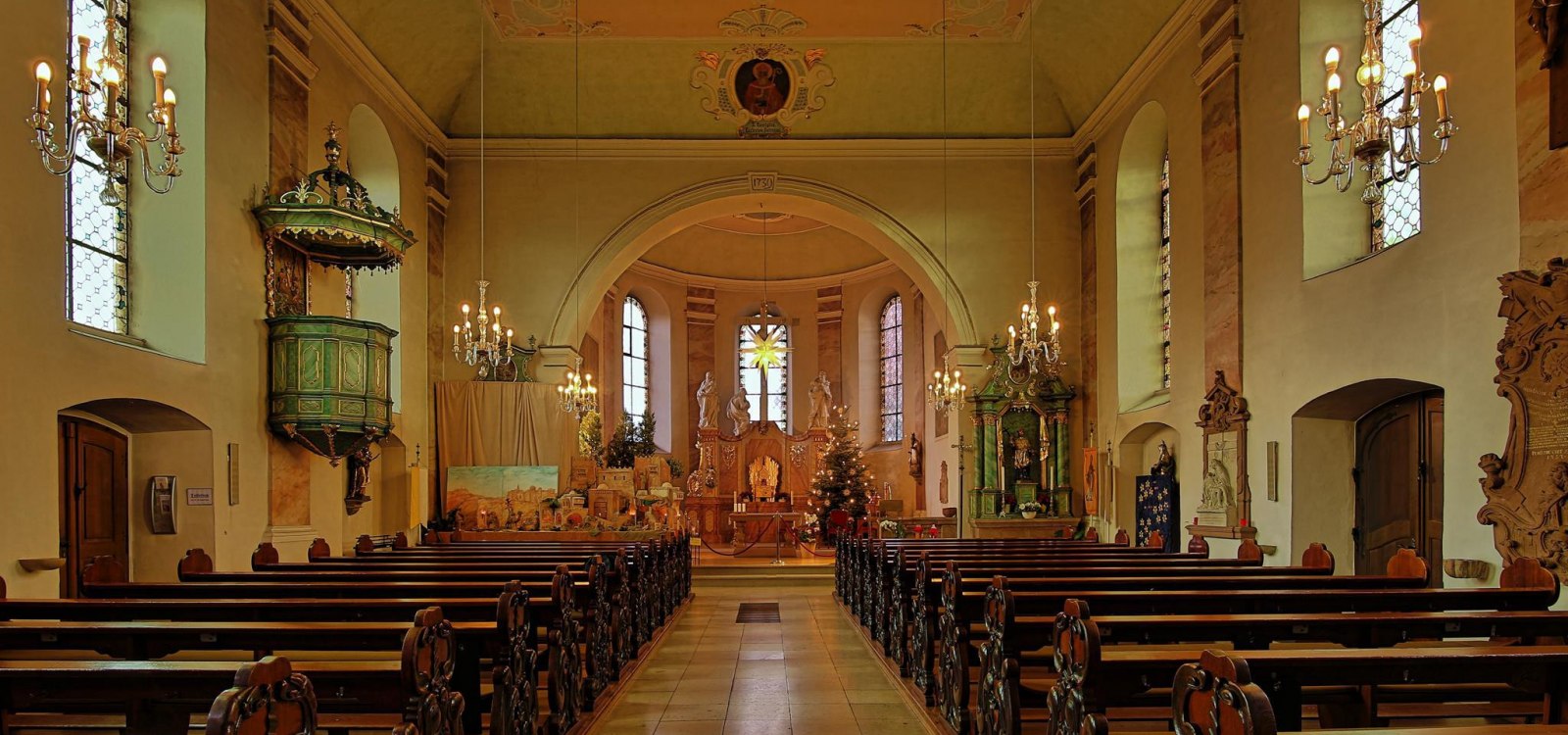 Innenaufnahme Remigiuskirche, &copy; Rainer Oppenheimer/Stadt Ingelheim