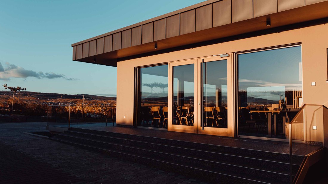 winery-dessoy-exterior view, &copy; Weingut Dessoy