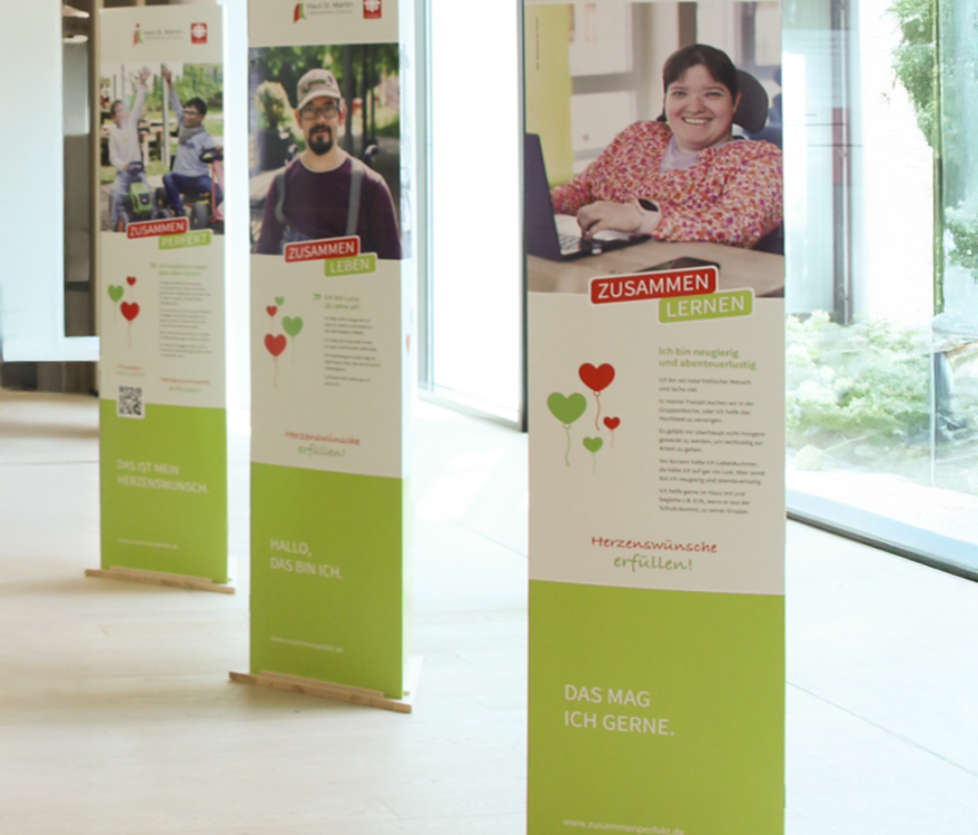 Wanderausstellung „Zusammen Perfekt“ im Ingelheimer Winzerkeller, © Caritas Mainz