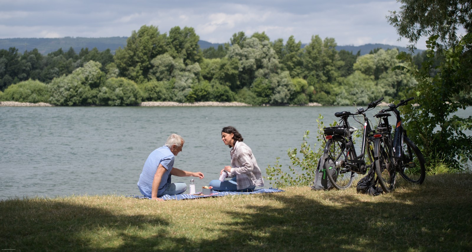 Picknick am Rhein, &copy; Angelika Stehle/Stadt Ingelheim