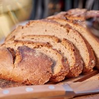 Brot aufgeschnitten
