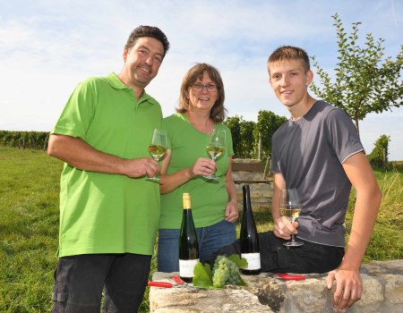 Weingut Kronenhof_Familie, &copy; Weingut Kronenhof