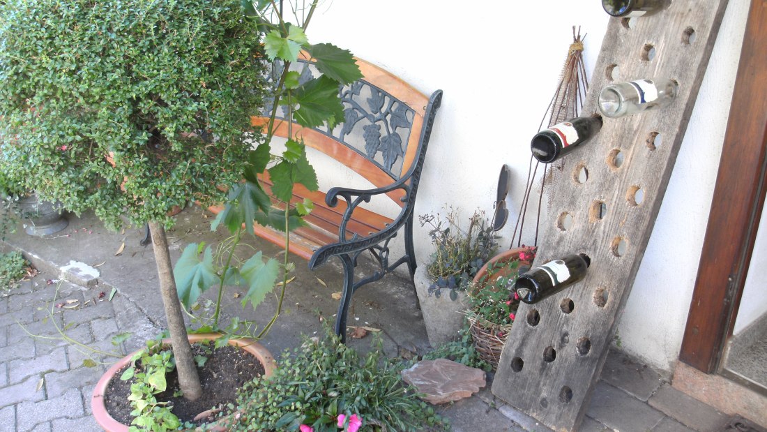 hof-2, &copy; Weingut Heise am Kranzberg