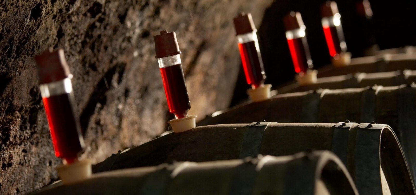 Barrique-Fässer, © Jürgen Mett, Wgt. Mett-Weidenbach