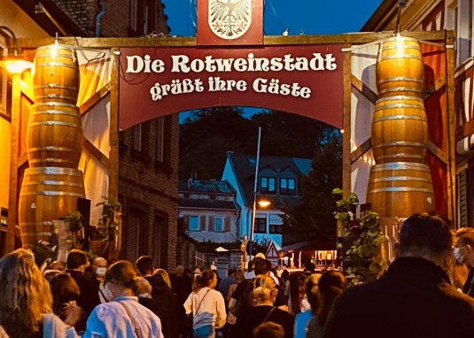 80 Jahre Rotweinfest © Nadja Glässel-Roucka