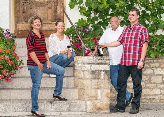 Familie Weitzel © Weingut W. & J. Weitzel