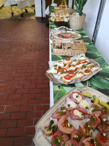 Weingut Blees-Wallich_Buffet, &copy; Weingut Blees-Wallich