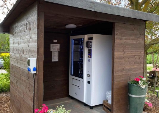 Vinomat am Weingut Schuck © Weingut Schuck