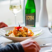 Speisen und Weine von Jakob Gerhardt Nierstein &copy; Wein- & Sektkellerei Jakob Gerhardt