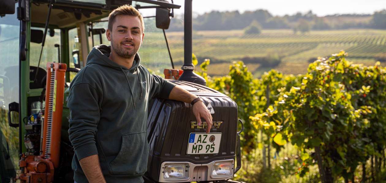 Mark Hahn Weine_Traktor, &copy; Mark Hahn Weine Weingut Hahn GbR