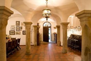 Weingut Köster-Wolf, Weingewölbe