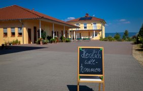 Weingut Menk 1 &copy; Weingut Menk