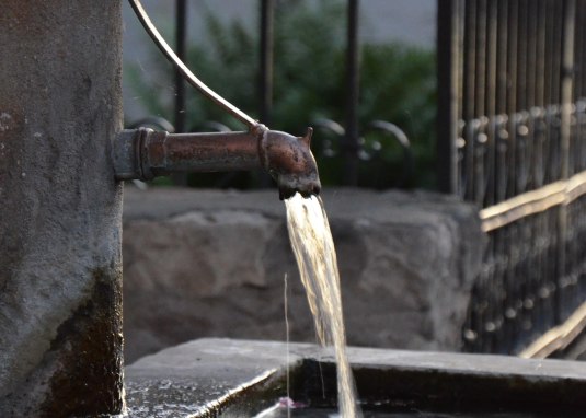 Brunnen &copy; Evelyn Emmerling