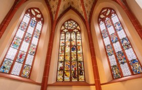 Fenster der Burgkirche Ingelheim