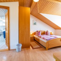 Gäste-Zimmer 2.2 © cross-effect / IkUM GmbH