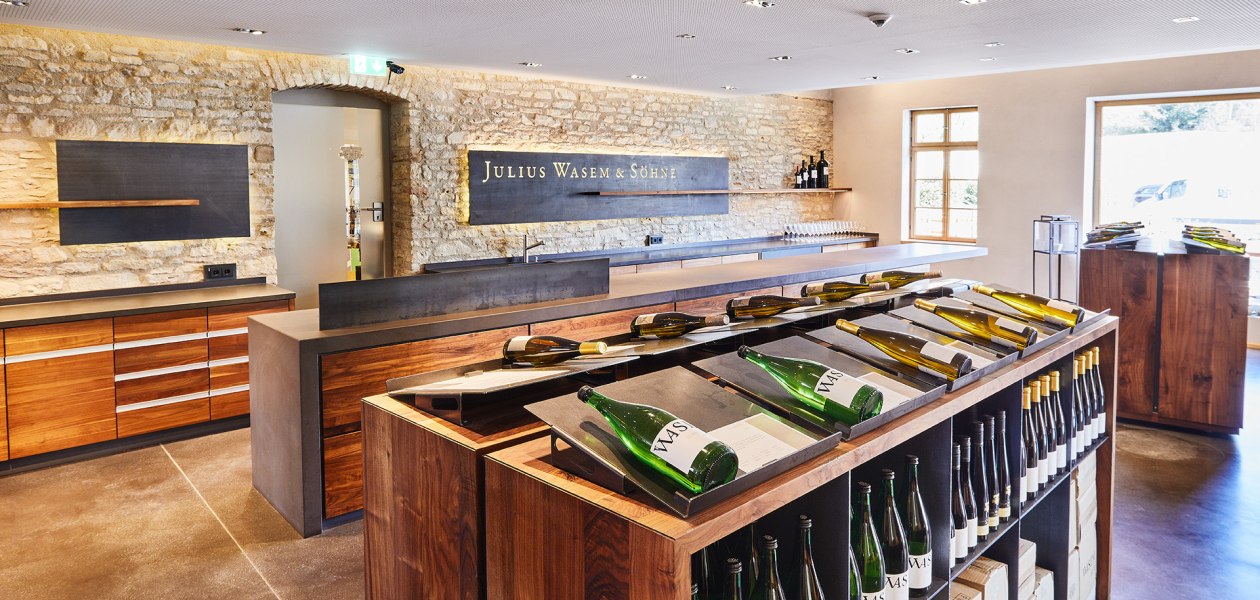 klosterwasem_0225_highres_usmjpg_web, &copy; Weingut Wasem