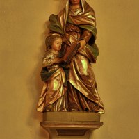Marian figure